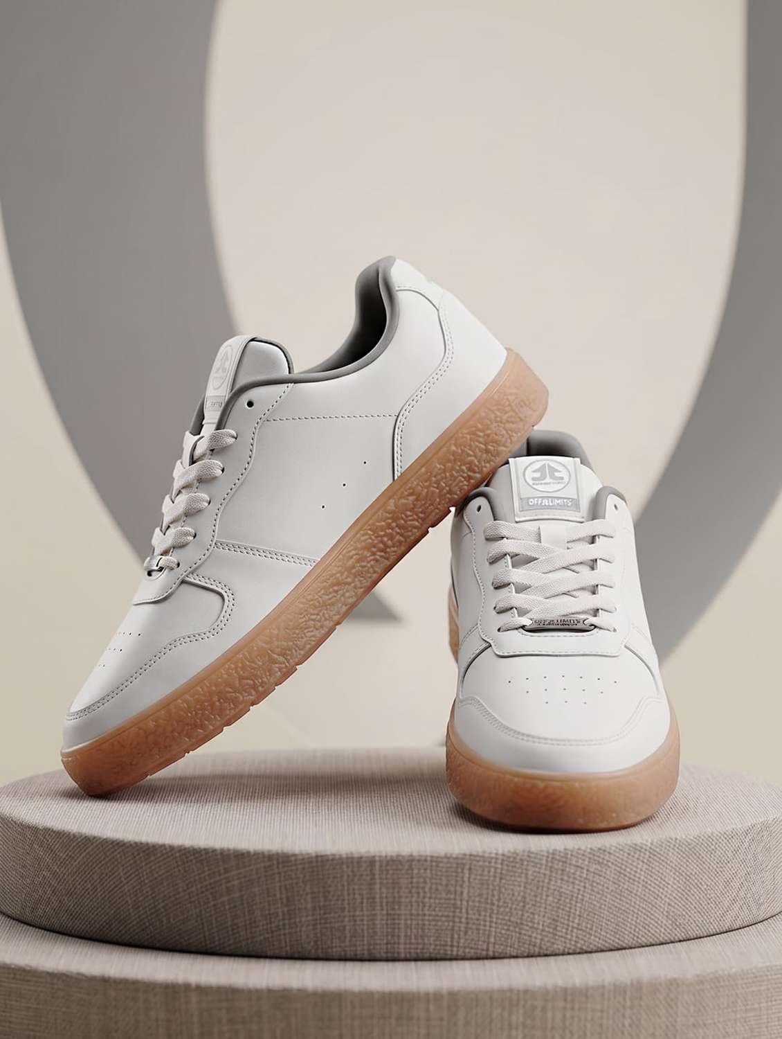 men solid lace up sneaker