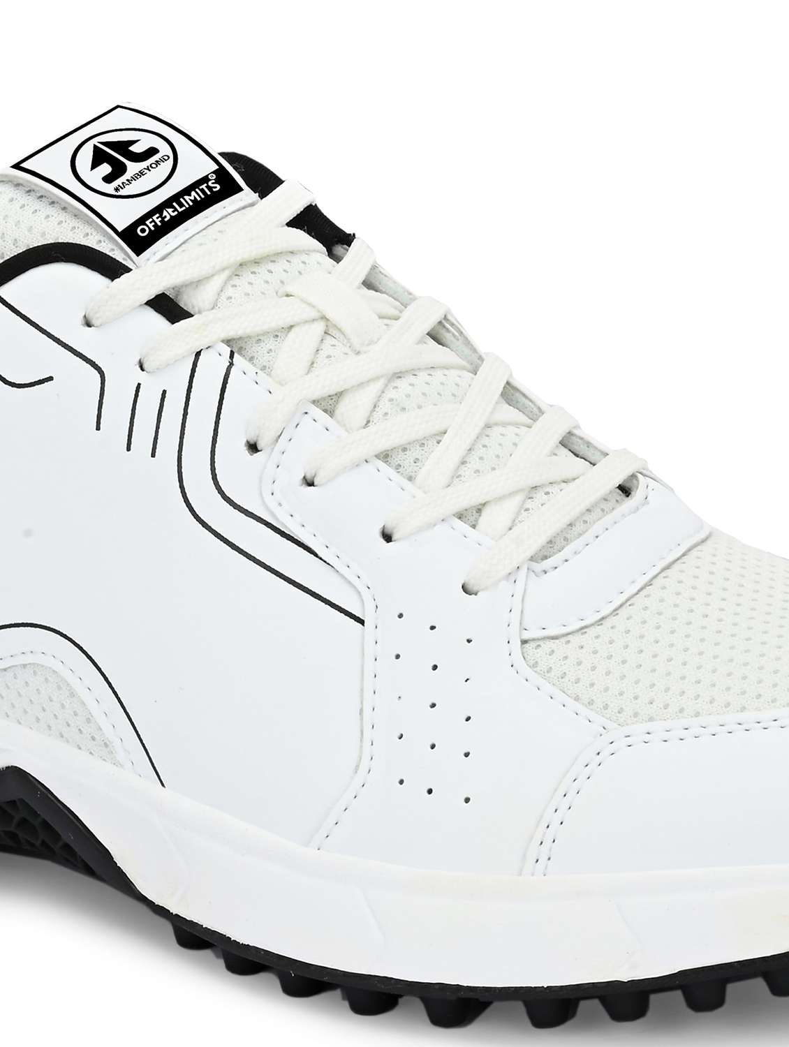 Men Solid Lace Up Sports Shoes - 22581909 -  Standard Image - 4
