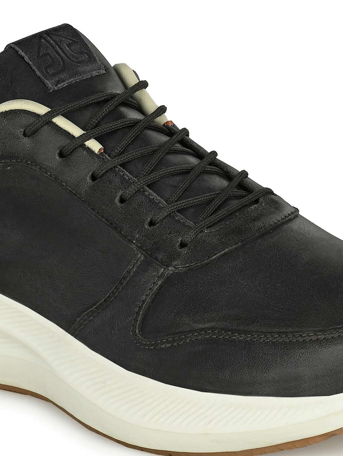 Men Solid Lace Up Sneakers - 22581973 -  Standard Image - 4