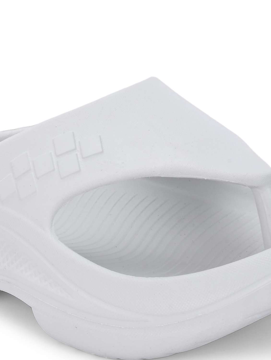 men solid toe separator slipper - 22581981 -  Standard Image - 4