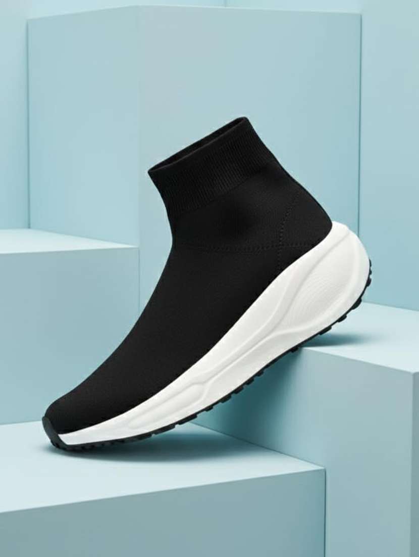 women solid slip on shoes