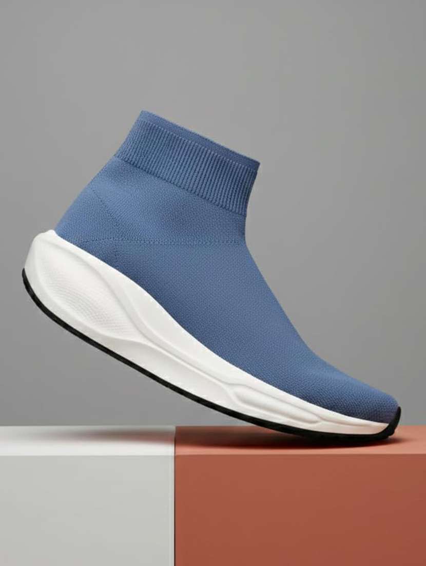 women solid slip on casual shoes