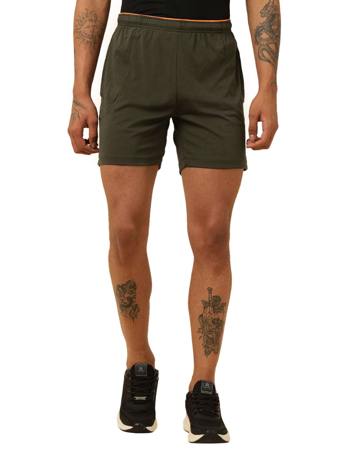 Men Solid Mid Rise Regular Fit Sports Shorts - 22582208 -  Standard Image - 1
