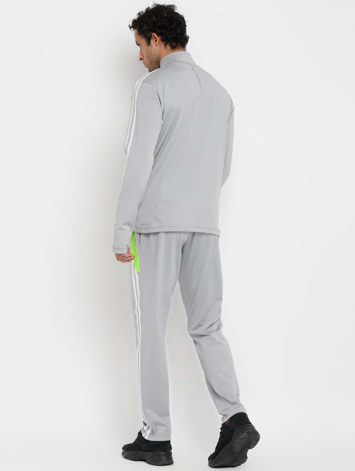 men taped long sleeves track suit - 22582230 -  Standard Image - 4