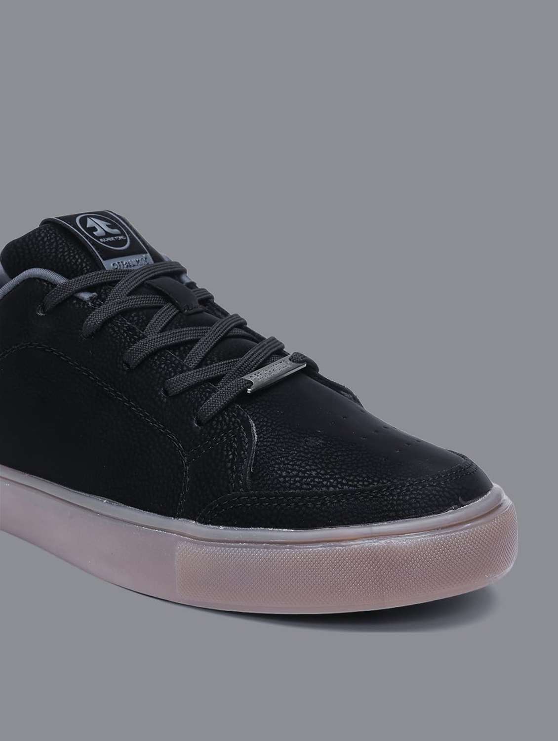 men solid lace up sneaker - 22582245 -  Standard Image - 4