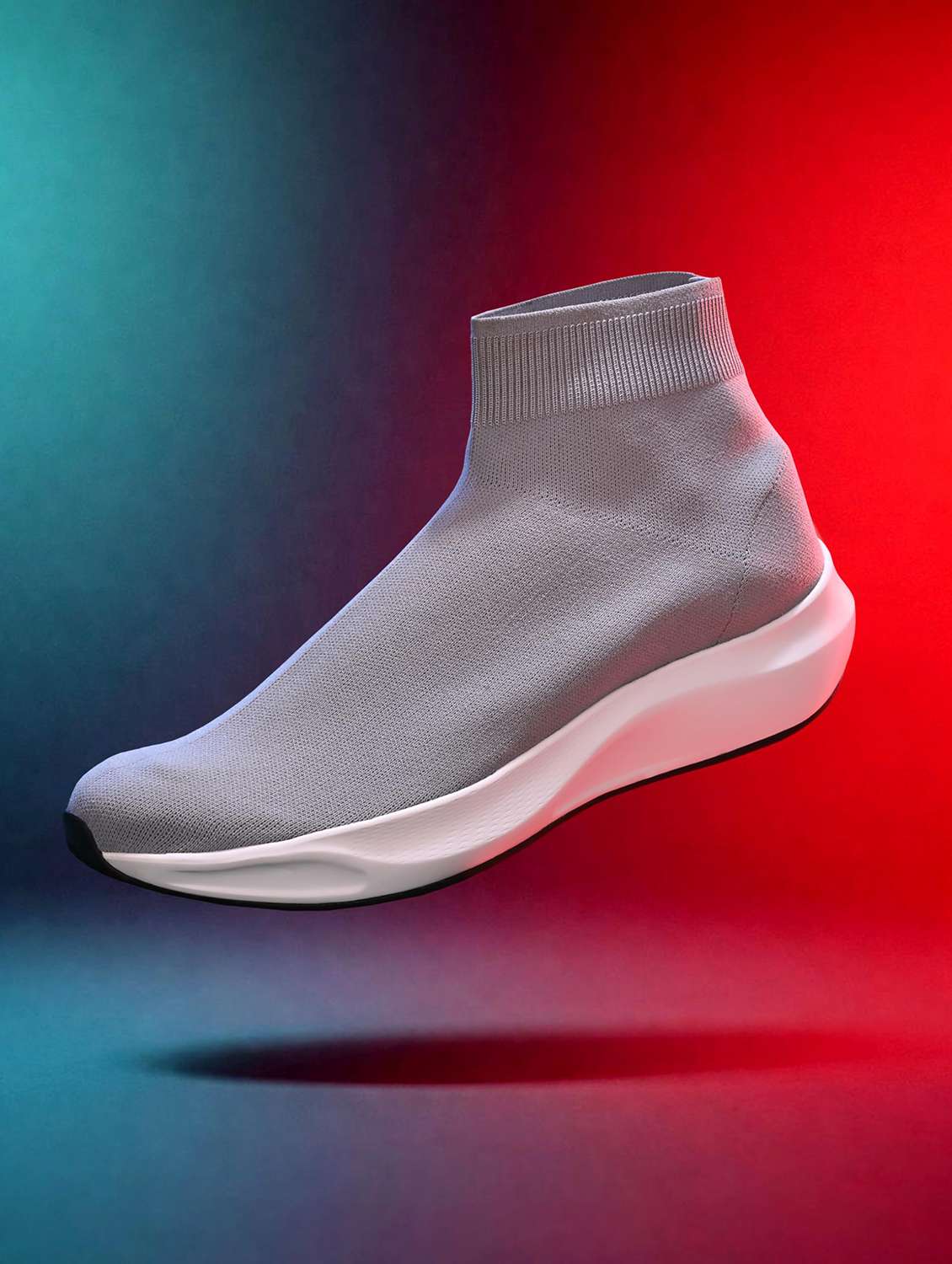 men solid slip on sports shoes