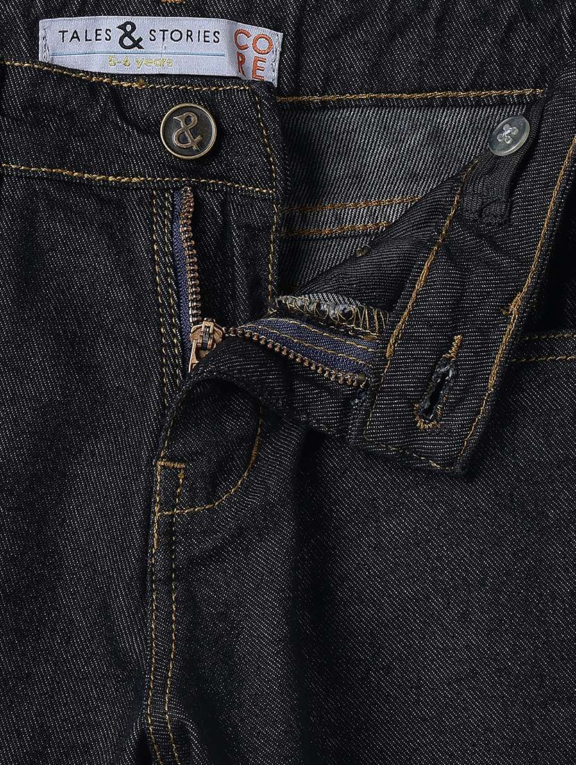 Boys Solid Mid Rise Relaxed Fit Jeans - 22582507 -  Standard Image - 4