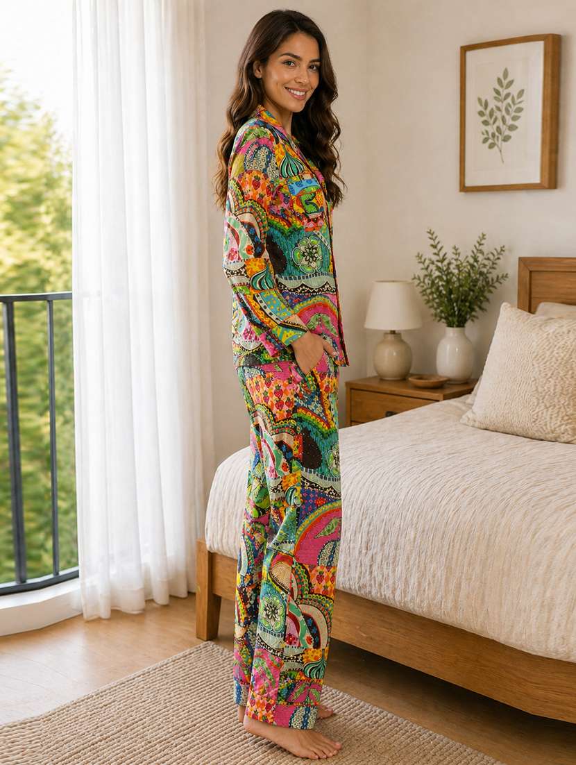 women printed long sleeves pyjama set - 22582516 -  Standard Image - 4