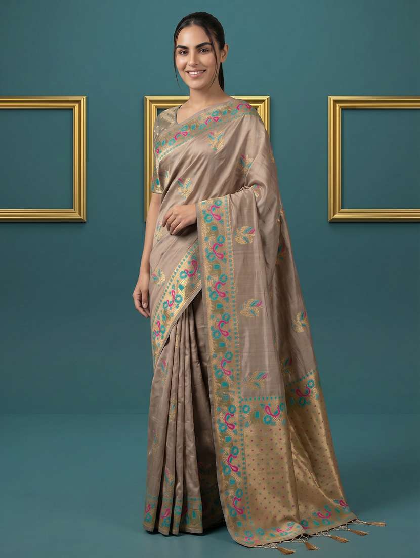 women self design banarasi saree with blouse - 22582785 -  Standard Image - 4