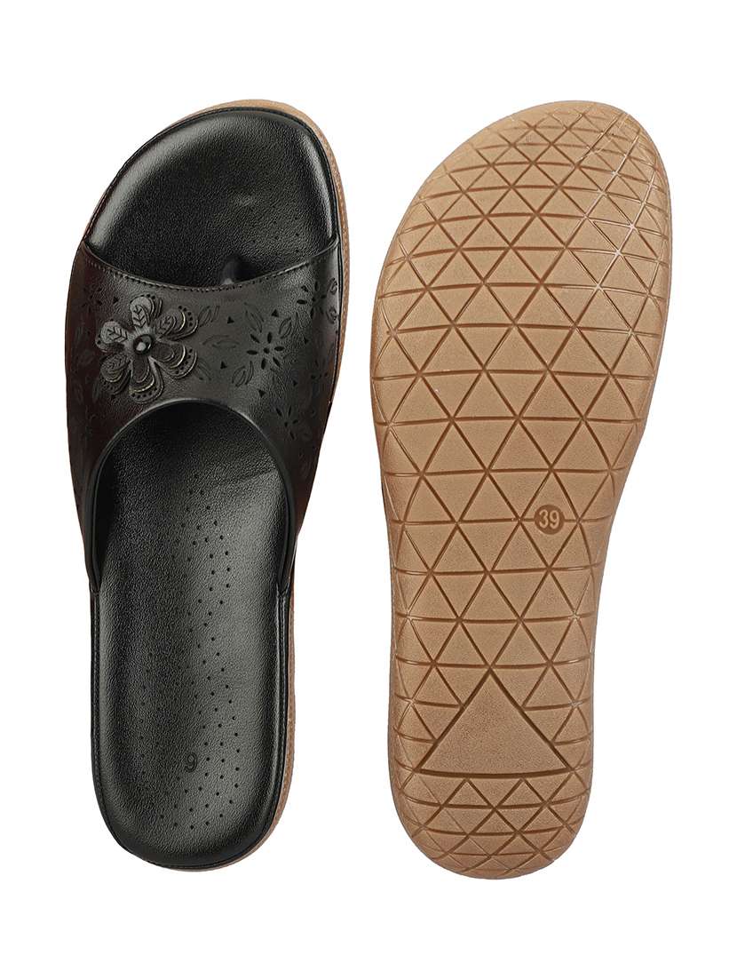 Women Textured Slip On Flats - 22582818 -  Standard Image - 4