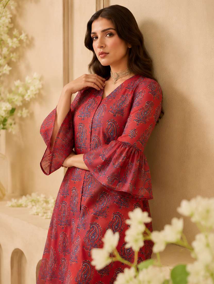 women printed bell sleeve kurta pant set - 22582820 -  Standard Image - 1