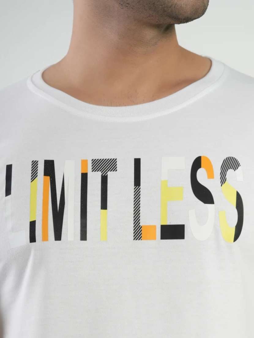 Men Printed Short Sleeves Regular Fit T-shirt - 22582886 -  Standard Image - 1