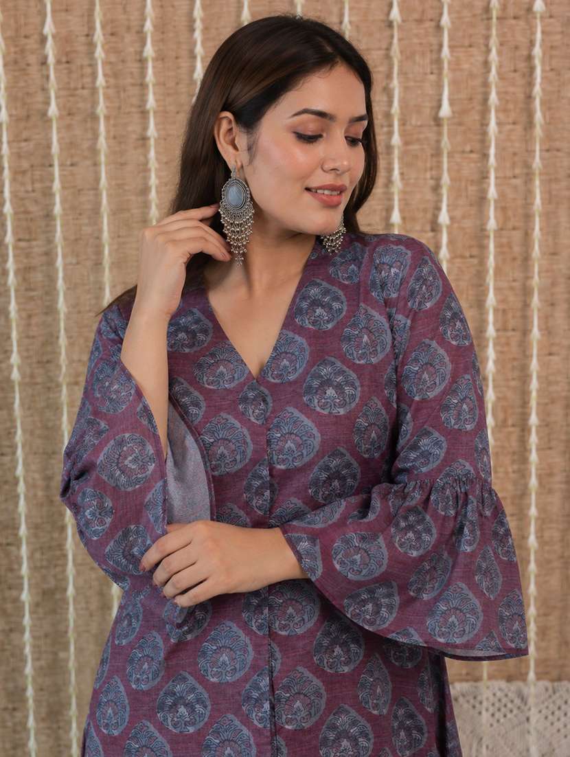 women printed bell sleeve kurta palazzo set - 22583941 -  Standard Image - 1