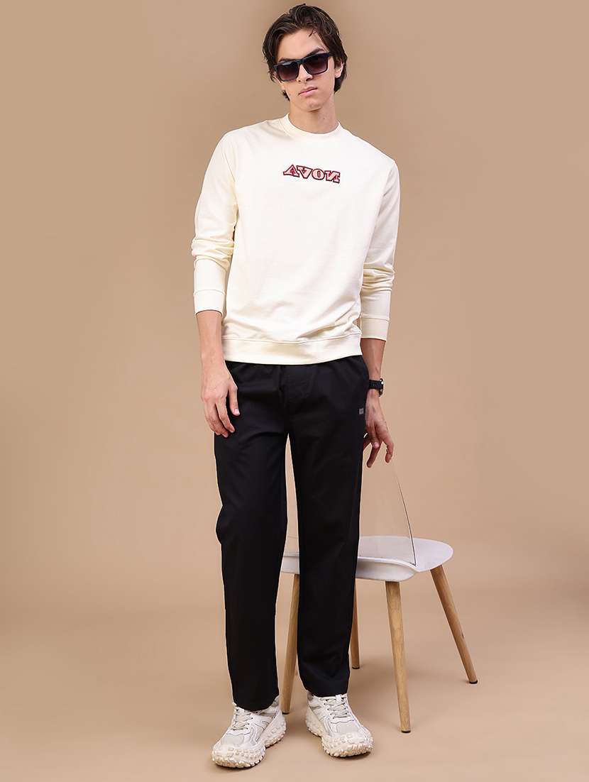 men solid mid rise flat front casual trouser