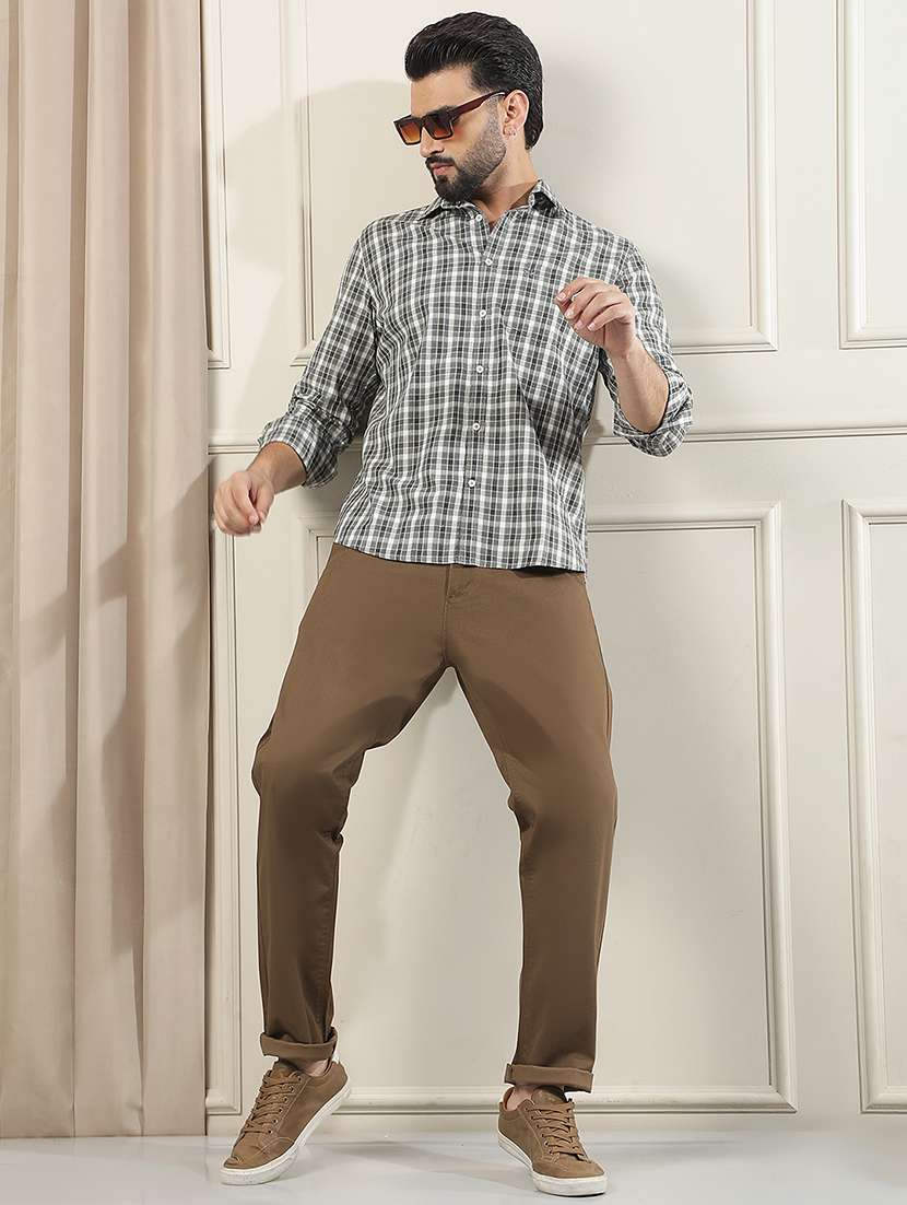 Men Solid Mid Rise Chinos Casual Trouser - 22587121 -  Standard Image - 6