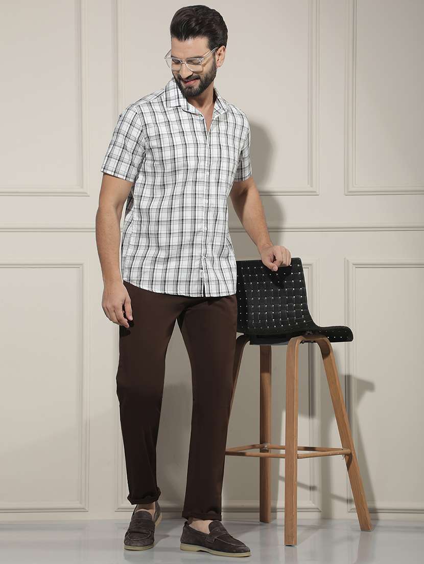 men solid mid rise chinos casual trouser - 22587141 -  Standard Image - 6