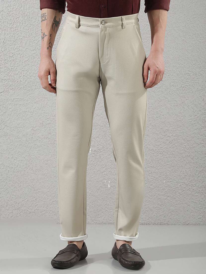 men solid mid rise chinos casual trouser