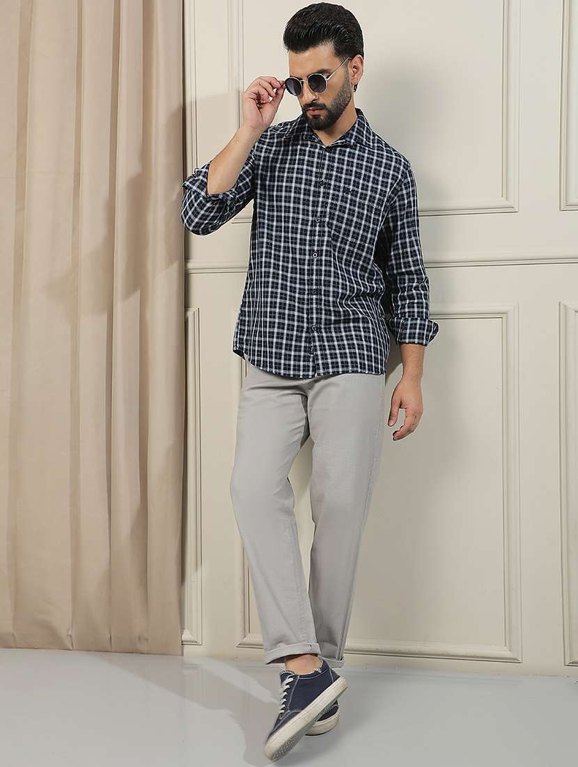 Men Solid Mid Rise Chinos Casual Trouser - 22587166 -  Standard Image - 6