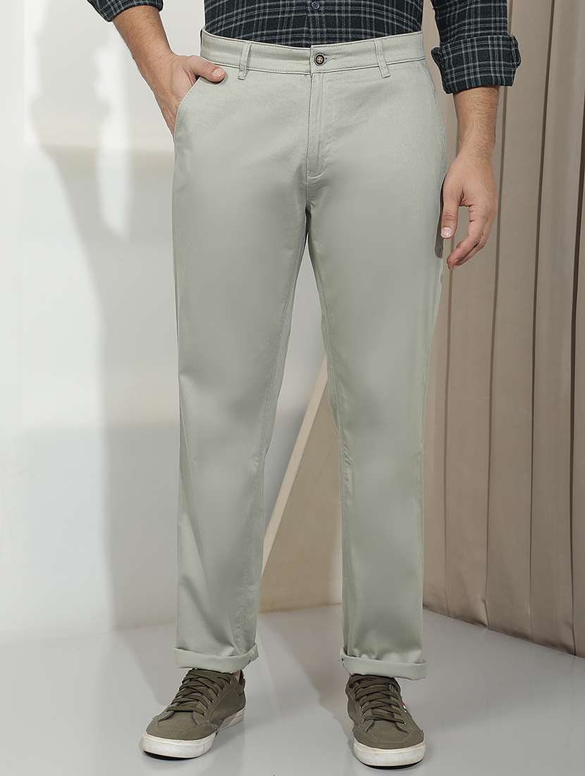 men solid mid rise chinos casual trouser