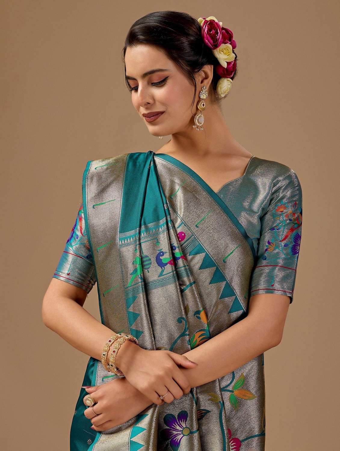 Women Self Design Paithani Saree With Blouse - 22587512 -  Standard Image - 1