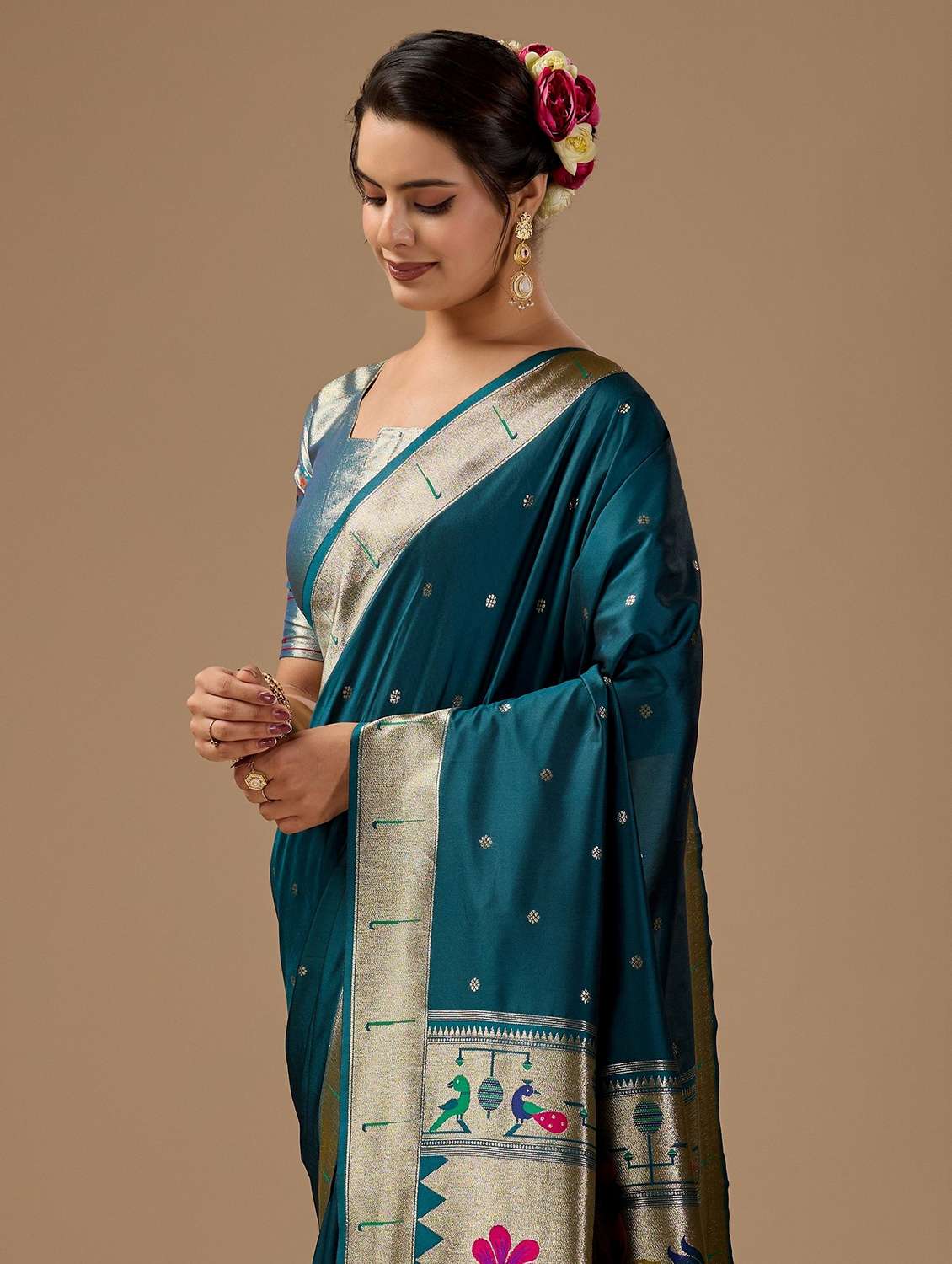 Women Self Design Paithani Saree With Blouse - 22587512 -  Standard Image - 4