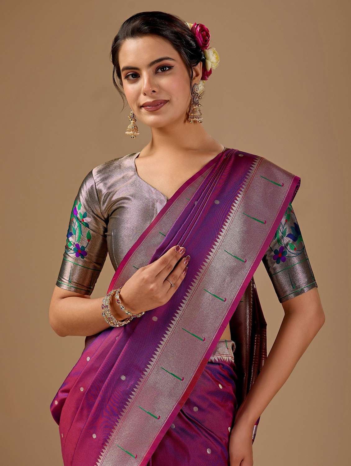women self design paithani saree with blouse - 22587522 -  Standard Image - 4