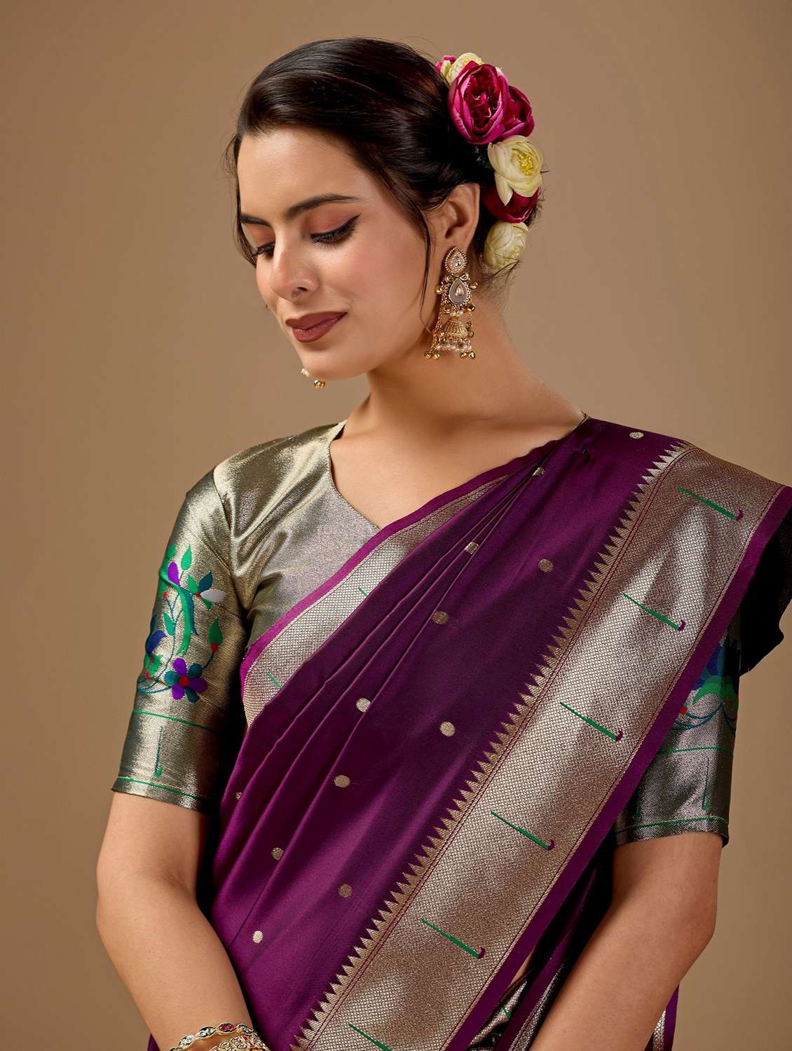 women self design paithani saree with blouse - 22587524 -  Standard Image - 4