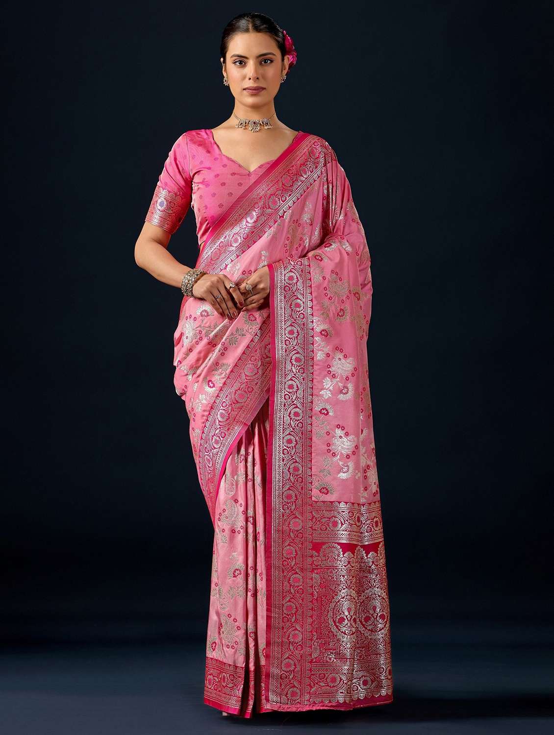 women self design banarasi saree with blouse