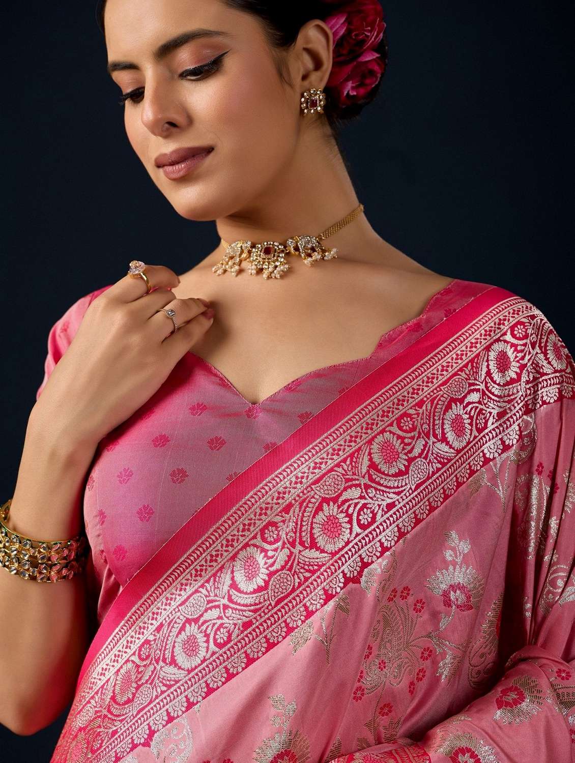 women self design banarasi saree with blouse - 22587570 -  Standard Image - 4