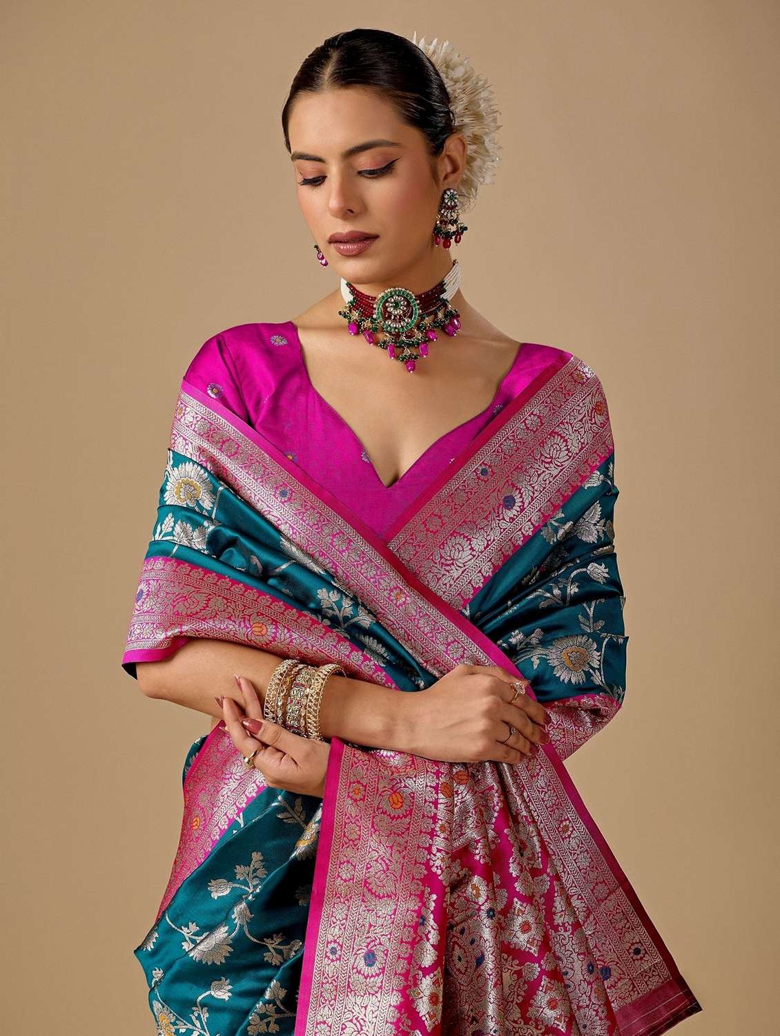 women self design banarasi saree with blouse - 22587577 -  Standard Image - 1