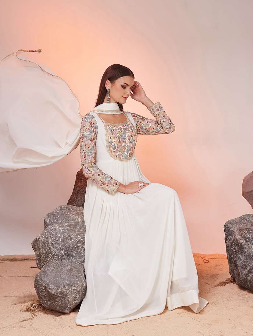 women embroidered long sleeves kurta dupatta set - 22587746 -  Standard Image - 6