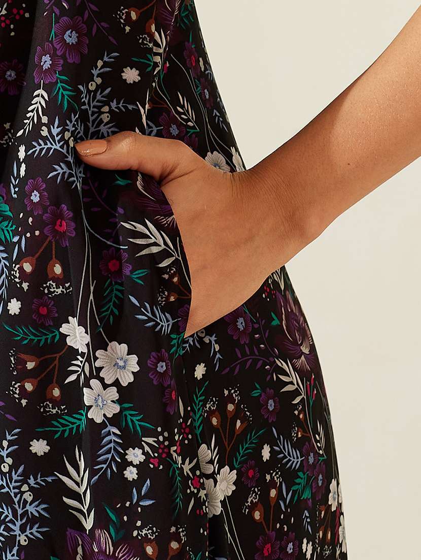women printed puff sleeves tiered dress - 22587820 -  Standard Image - 1
