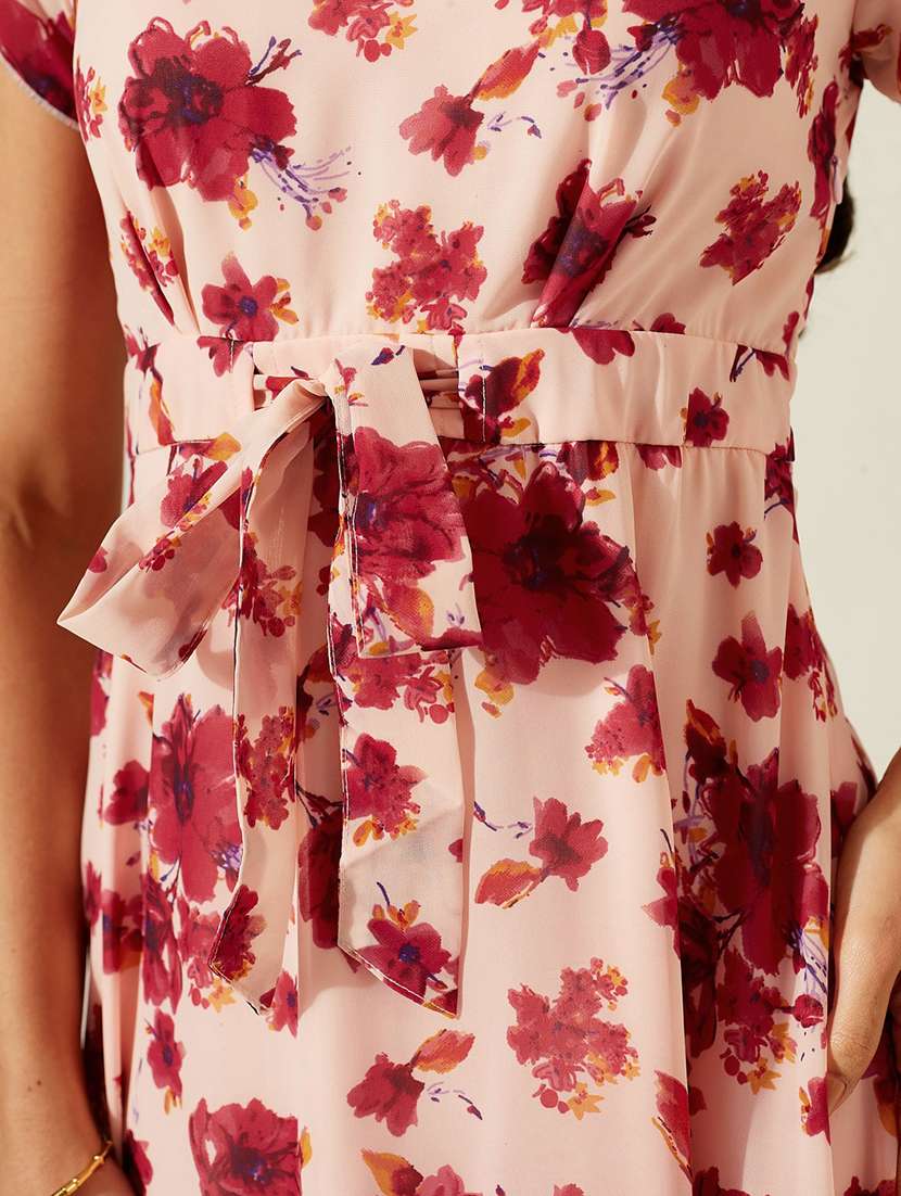 Women Printed Short Sleeves Fit And Flare Dress - 22587830 -  Standard Image - 1