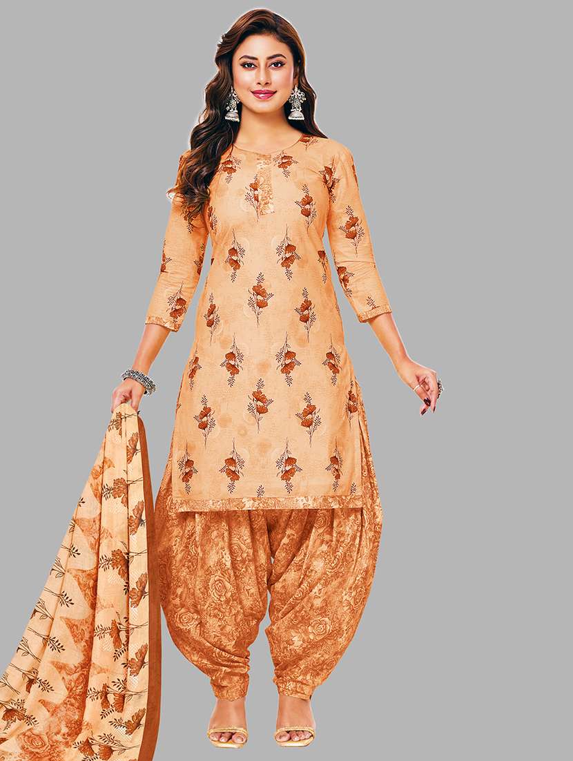 women printed three quarter sleeve kurta patiala with dupatta set
