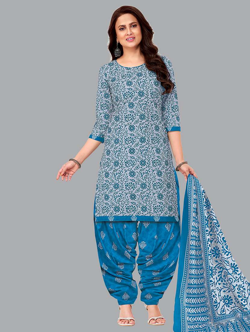 women printed three quarter sleeve kurta patiala with dupatta set