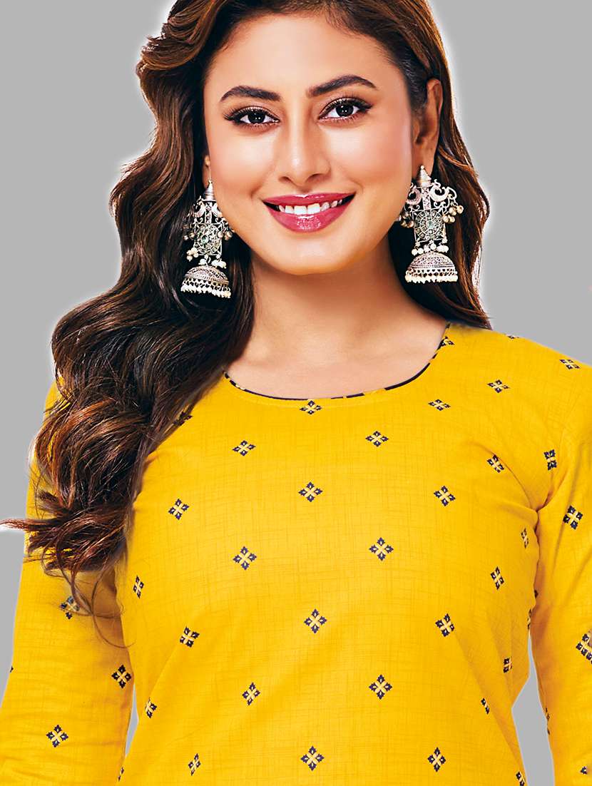 Women Printed Three Quarter Sleeves Kurta Patiala With Dupatta Set - 22588024 -  Standard Image - 1
