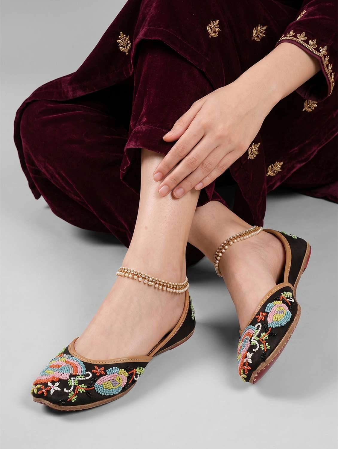 Women Embroidered Slip On Jutis - 22588060 -  Standard Image - 4