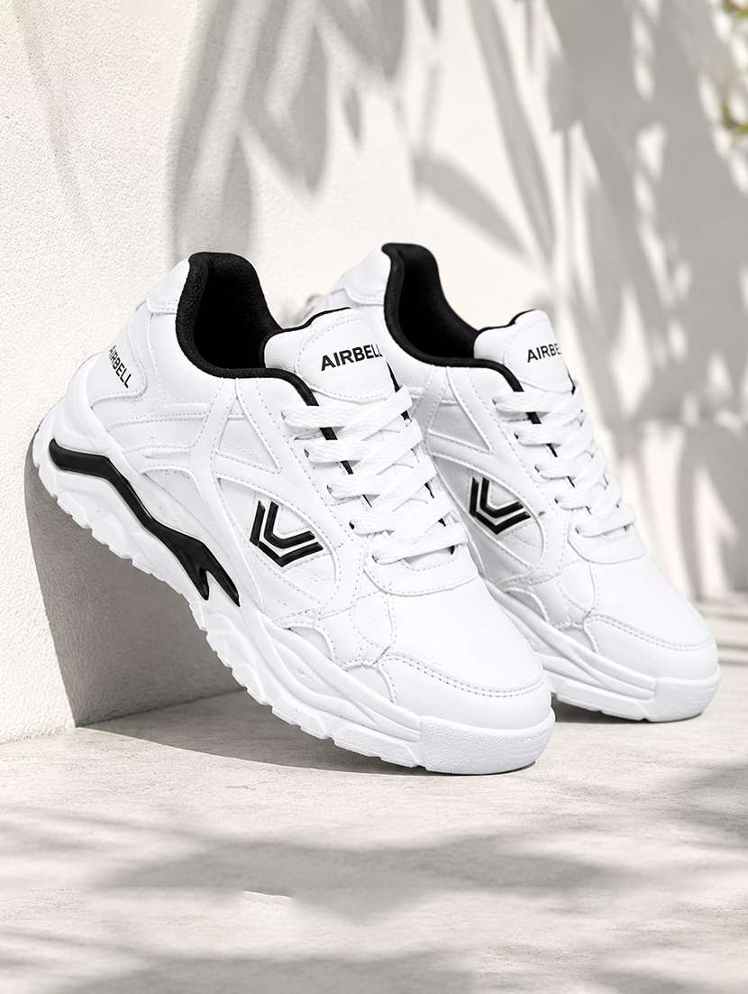 women solid lace up sneakers