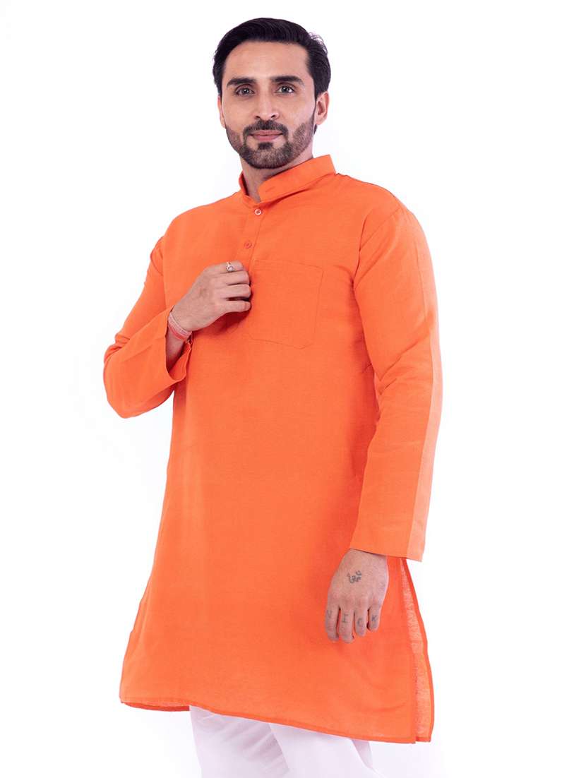 Men Pack Of 2 Solid Mandarin Neck Kurtav - 22589420 -  Standard Image - 1