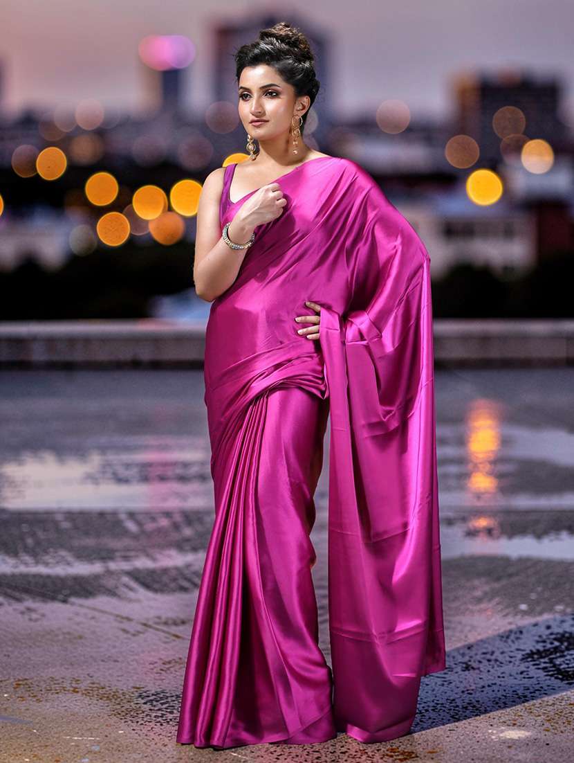 women solid plain saree