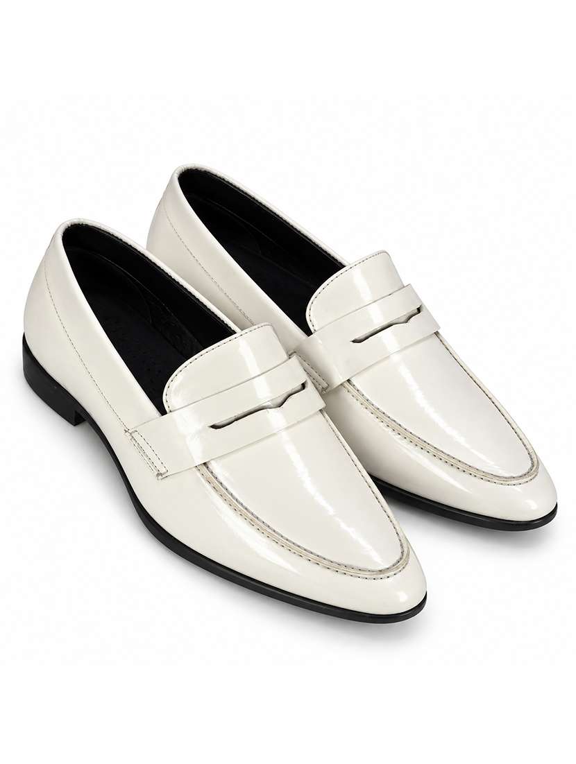 Men Solid Slip On Formal Shoes - 22589815 -  Standard Image - 1