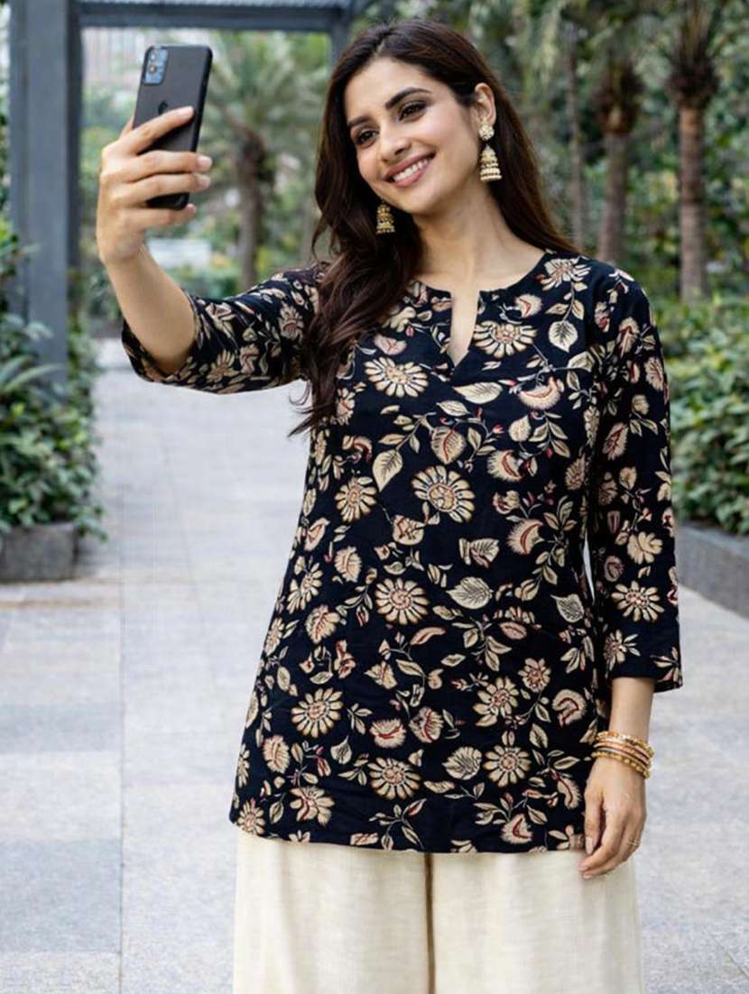 Women Printed Three Quarter Sleeve Ethnic Co-ord Set - 22590129 -  Standard Image - 1