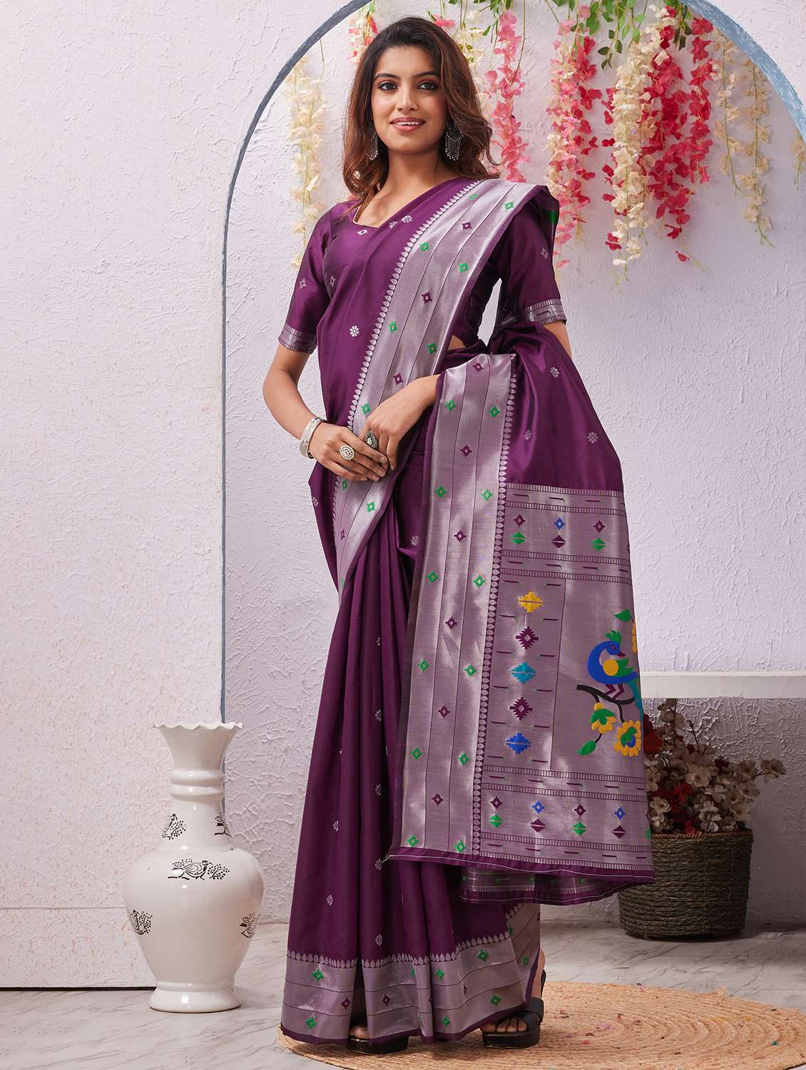 women self design paithani saree with blouse - 22590261 -  Standard Image - 4