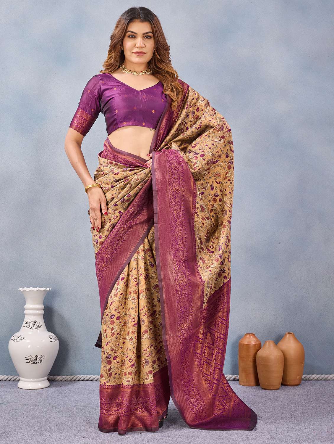 women self design banarasi saree with blouse - 22590296 -  Standard Image - 4