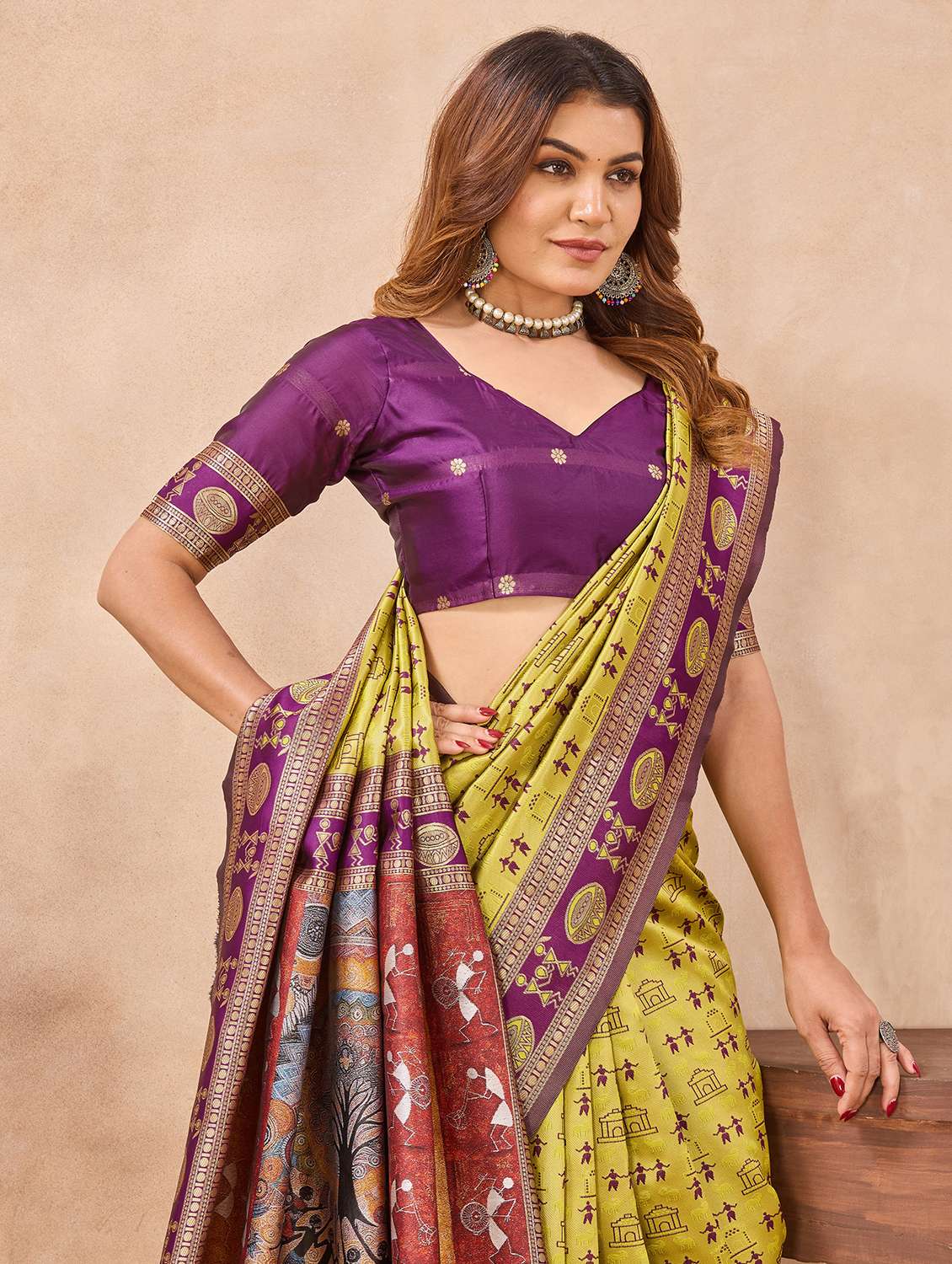 women self design bordered saree with blouse - 22590315 -  Standard Image - 1