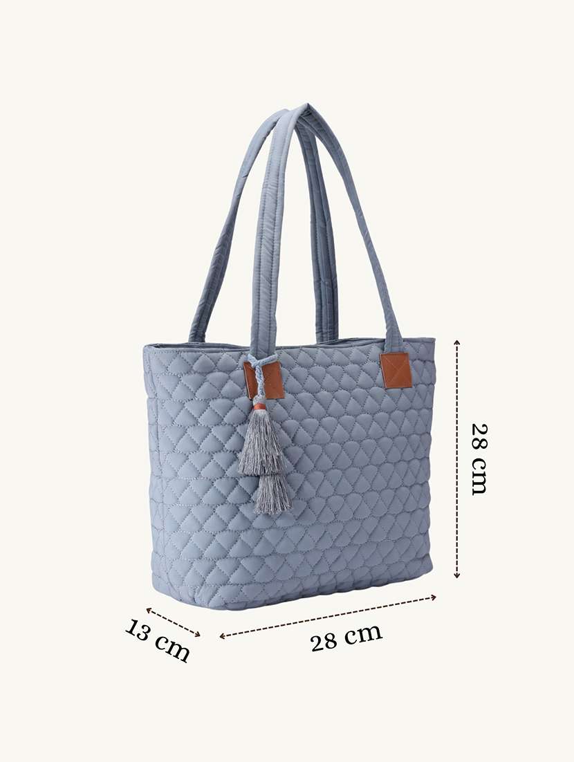 women quilted regular tote bag - 22590685 -  Standard Image - 4