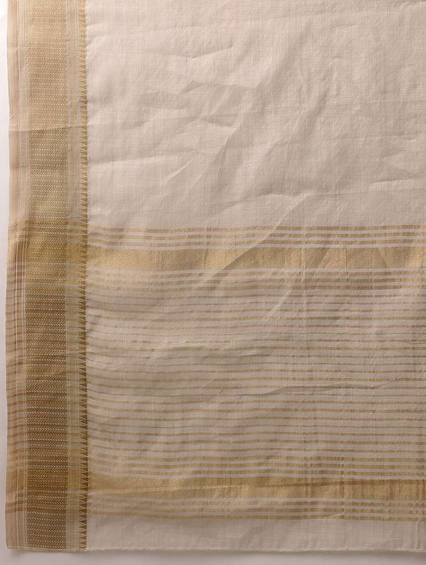 women solid with bordered kasavu saree with blouse - 22591189 -  Standard Image - 4