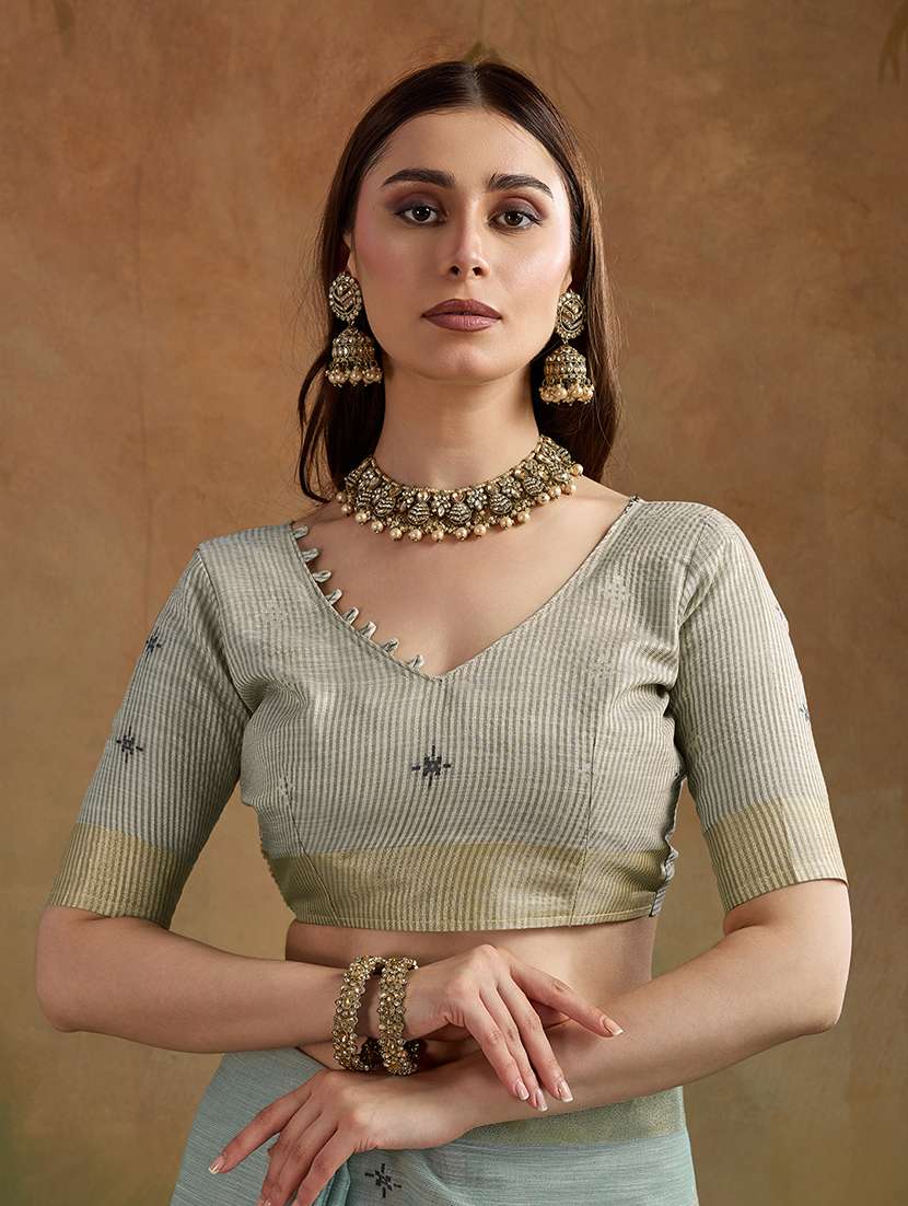women self design handloom saree with blouse - 22592481 -  Standard Image - 4