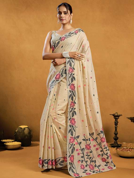 women self design handloom saree with blouse