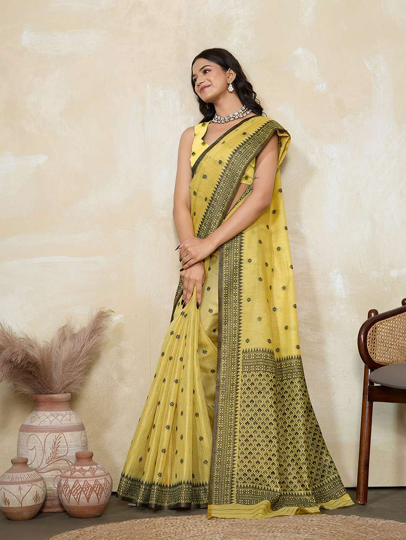 women self design bordered saree with blouse - 22592668 -  Standard Image - 4